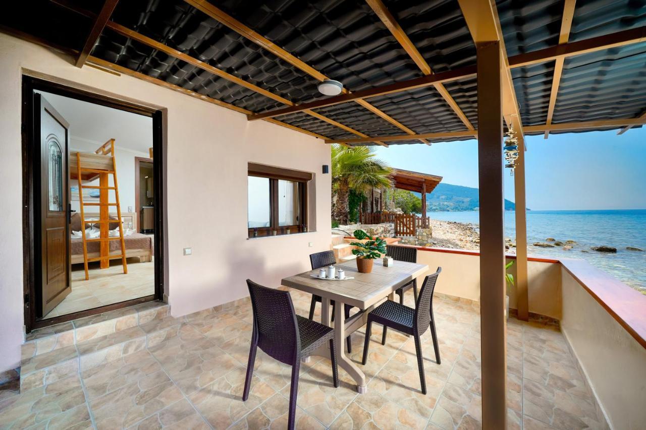 Villa To Kyma - Seafront House Skála Kallirákhis Esterno foto
